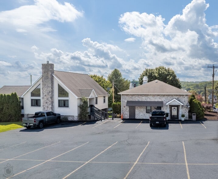 Primary Photo Of 270 E Northampton St, Bath Restaurant For Sale