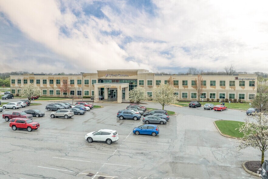 Primary Photo Of 4880 Century Plaza Rd, Indianapolis Medical For Lease