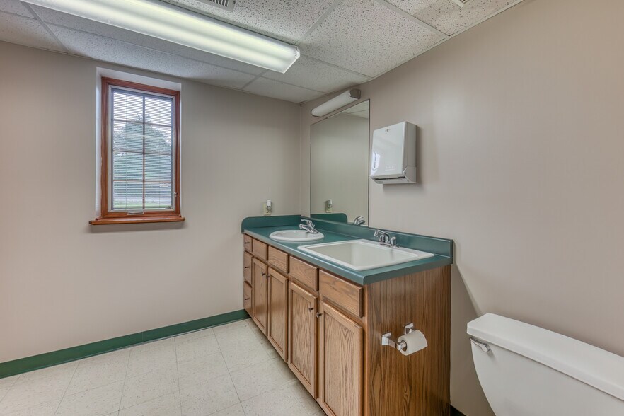 More Photos Of 3545 W Market St, Johnson City Industrial For Sale