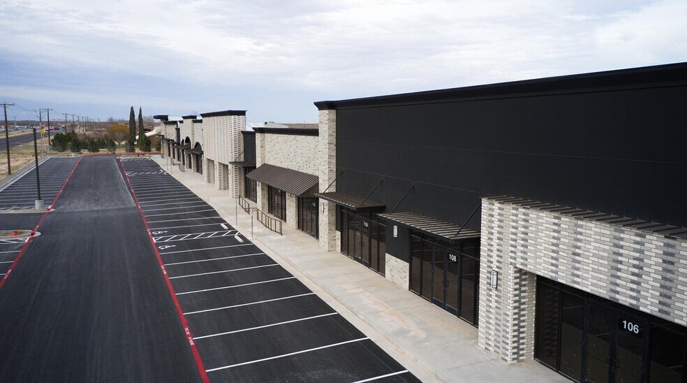 More Photos Of 5000 Loop 338, Odessa Storefront For Lease
