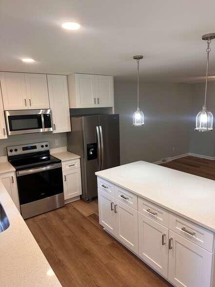 More Photos Of 1038 Harbor View Rd, Charleston Multifamily For Sale