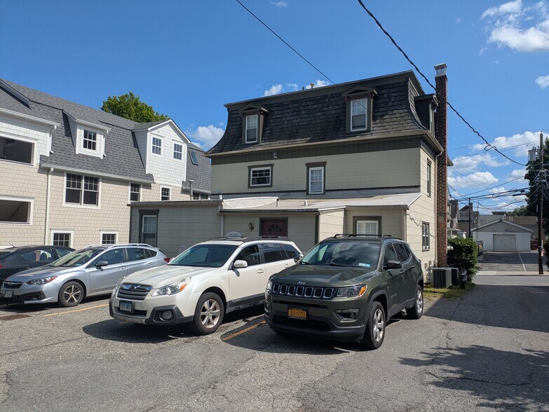 More Photos Of 13 Edgemont Rd, Katonah Auto Salvage Facility For Sale