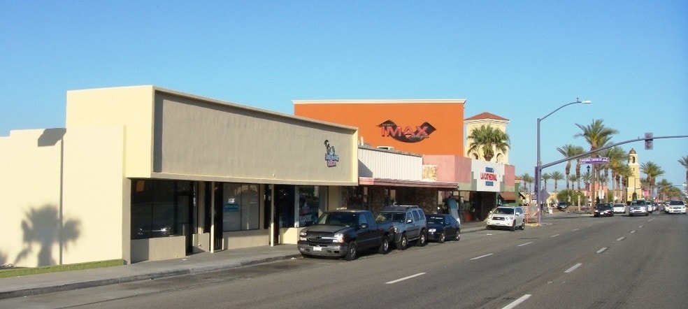 More Photos Of 68482-68484 E Palm Canyon Dr, Cathedral City Storefront For Lease