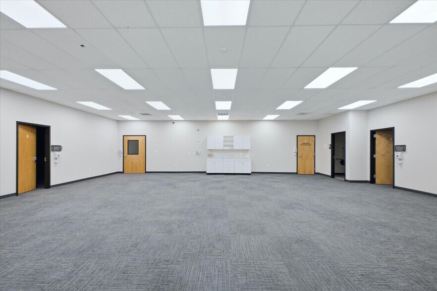 More Photos Of 135 Joshua Ct, Lincolnton Warehouse For Sale
