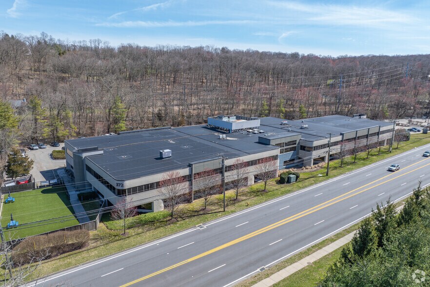 More Photos Of 372 Danbury Rd, Wilton Medical For Lease