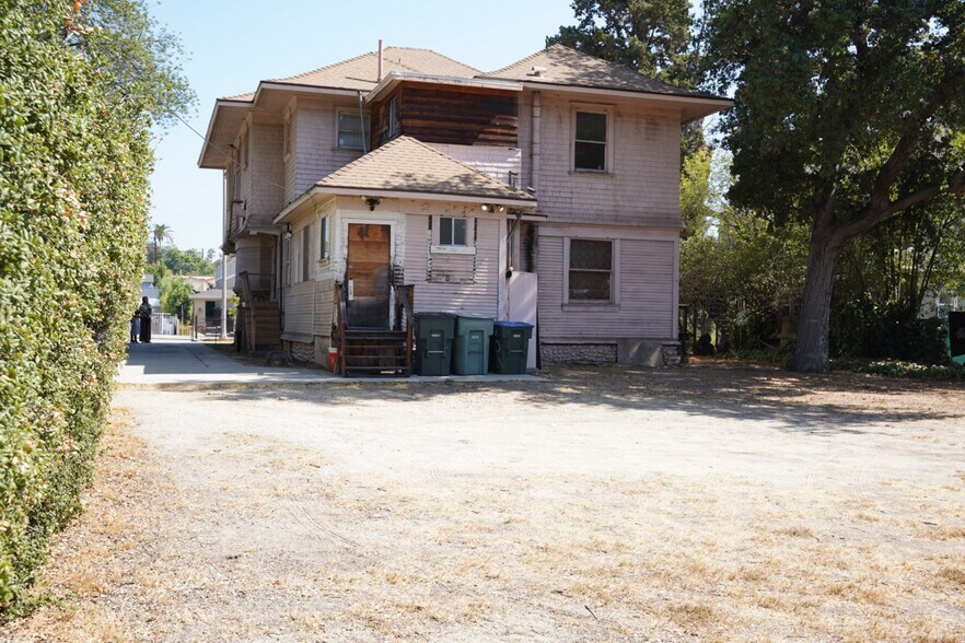 More Photos Of 1429 N Fair Oaks Ave, Pasadena Religious Facility For Sale