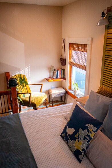 More Photos Of 127 N Main St, Amherst Storefront Retail Residential For Sale