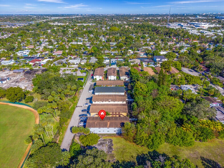 More Photos Of 640 SW 16th Ave, Fort Lauderdale Apartments For Sale