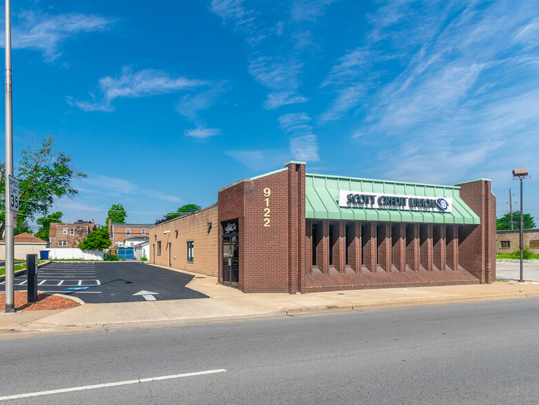 Primary Photo Of 9122 S Kedzie Ave, Evergreen Park Medical For Sale