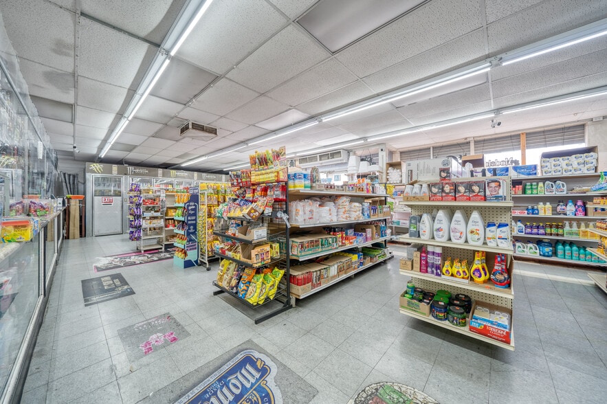 More Photos Of 4700 W Imperial Hwy, Inglewood Storefront Retail Residential For Sale