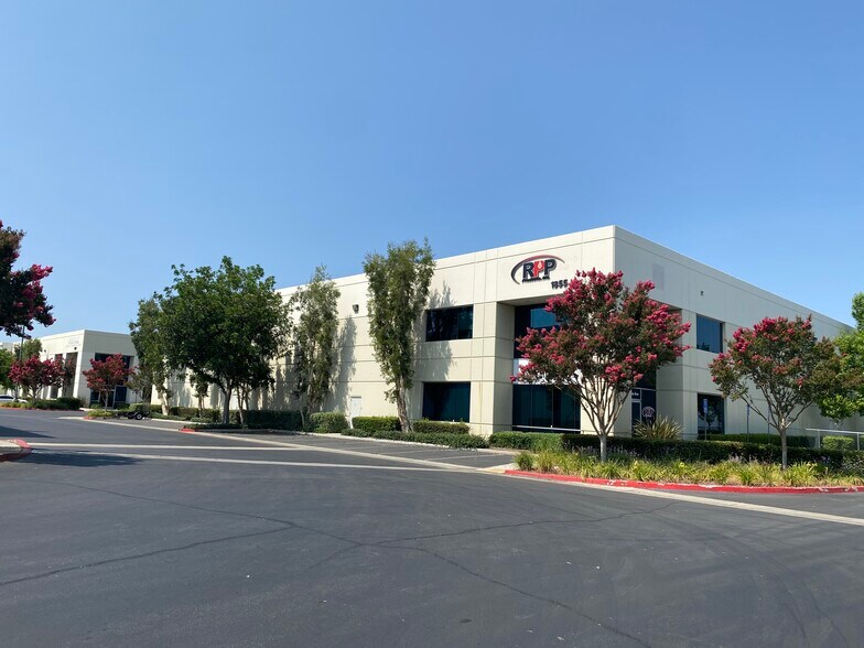 More Photos Of 1855 Iowa Ave, Riverside Manufacturing For Lease