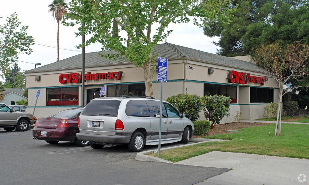 Primary Photo Of 1003 E Devonshire Ave, Hemet General Retail For Sale