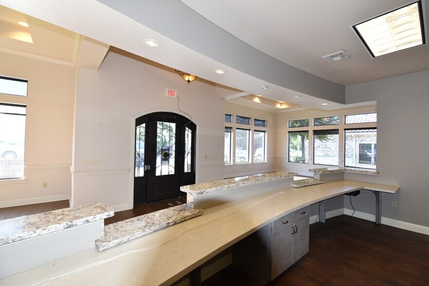 More Photos Of 3315 Unicorn Lake Blvd, Denton Medical For Lease