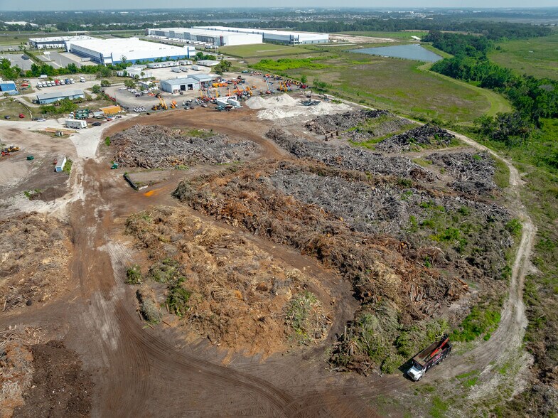 More Photos Of 136 Hermit Smith Rd, Apopka Land For Lease