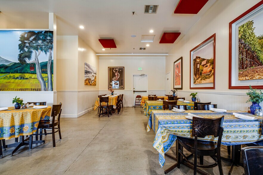 More Photos Of 1270 Broadway, Sonoma Freestanding For Sale