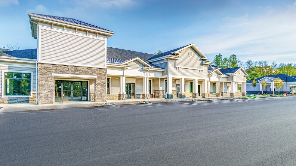 Primary Photo Of 5440-5442 US 9W, Newburgh Storefront For Lease