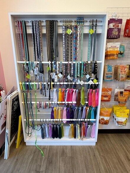 More Photos Of 8474 Bannerman Blvd, Tallahassee General Retail For Lease