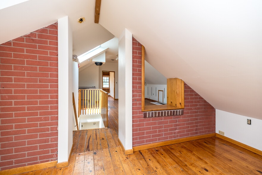 More Photos Of 4018 Durham Rd, Ottsville Storefront Retail Office For Sale