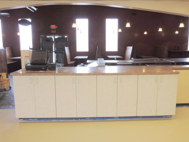 More Photos Of 933 W Main St, Farmington Restaurant For Sale
