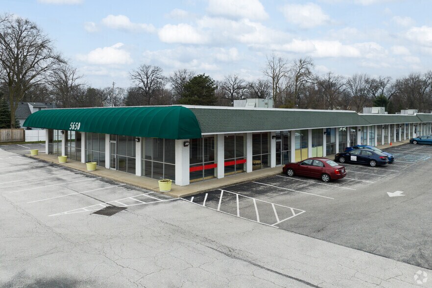 More Photos Of 5650-5652 W Central Ave, Toledo Office For Lease