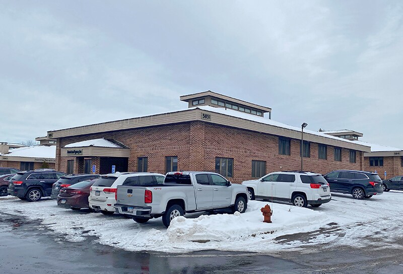 More Photos Of 5851 Cedar Lake Rd, Saint Louis Park Office For Sale