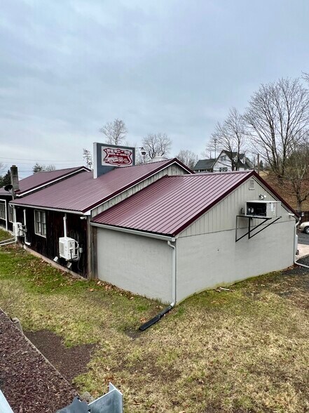More Photos Of 4547 Red Rock Rd, Benton Restaurant For Sale