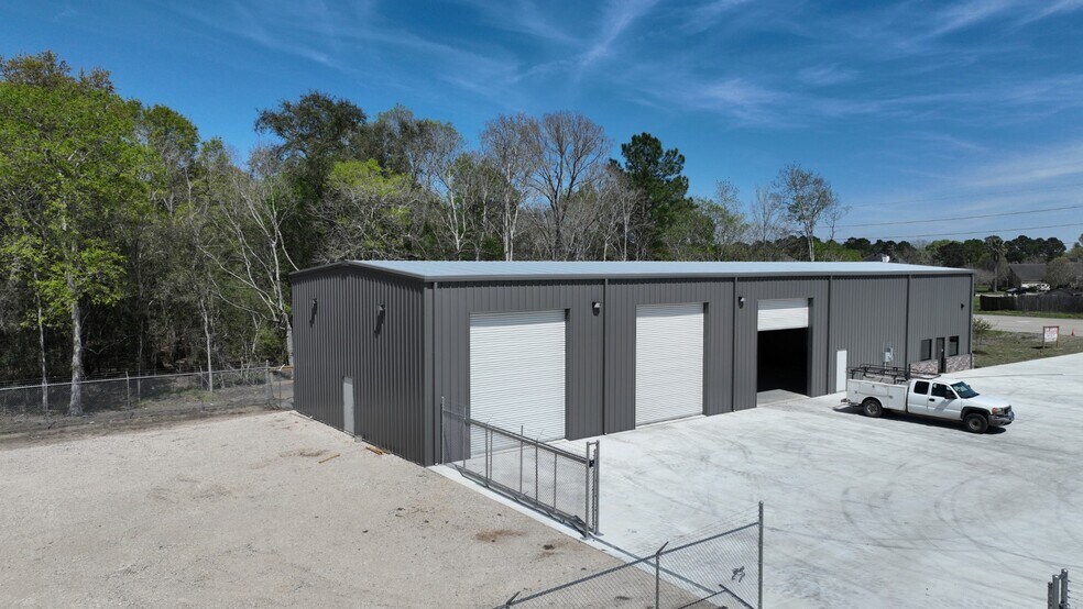 More Photos Of 4230 S Major Dr, Beaumont Warehouse For Lease