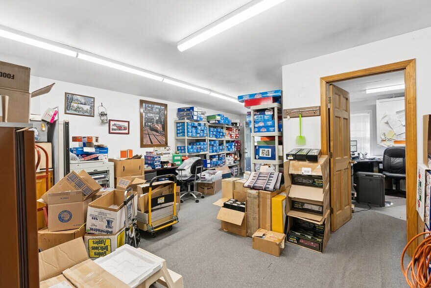 More Photos Of 37-41 Roosevelt Trl, Casco Office For Sale
