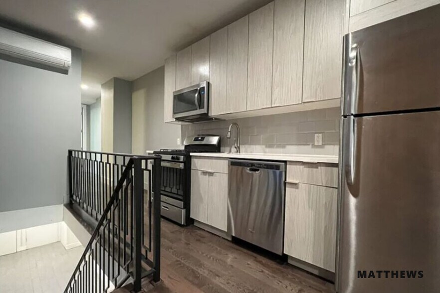 More Photos Of 1675 Woodbine St, Ridgewood Apartments For Sale