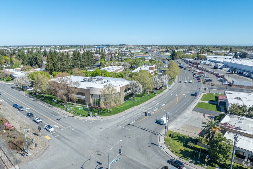 More Photos Of 1450 Harbor Blvd, West Sacramento Unknown For Lease