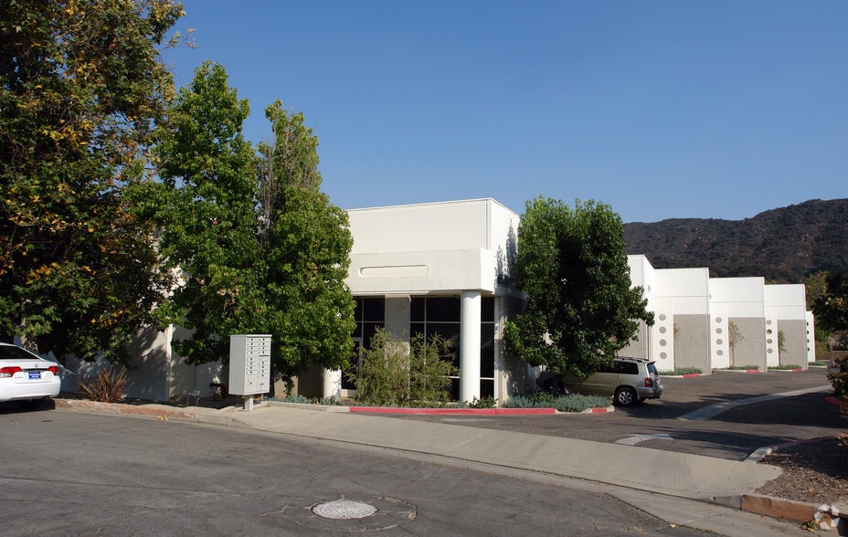 More Photos Of 410 Bryant Cir, Ojai Warehouse For Sale