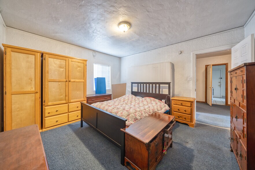 More Photos Of 4700 W Imperial Hwy, Inglewood Storefront Retail Residential For Sale