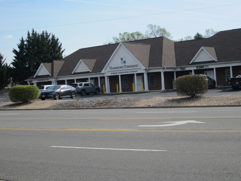 Primary Photo Of 1569 Jefferson Hwy, Fishersville Office For Lease