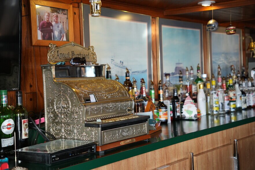 More Photos Of 7707 Dyke Rd, Fair Haven Sports And Entertainment For Sale