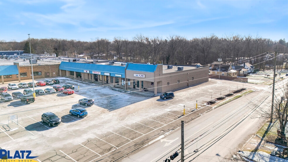 More Photos Of 4751-4771 Mahoning Ave, Youngstown Unknown For Lease