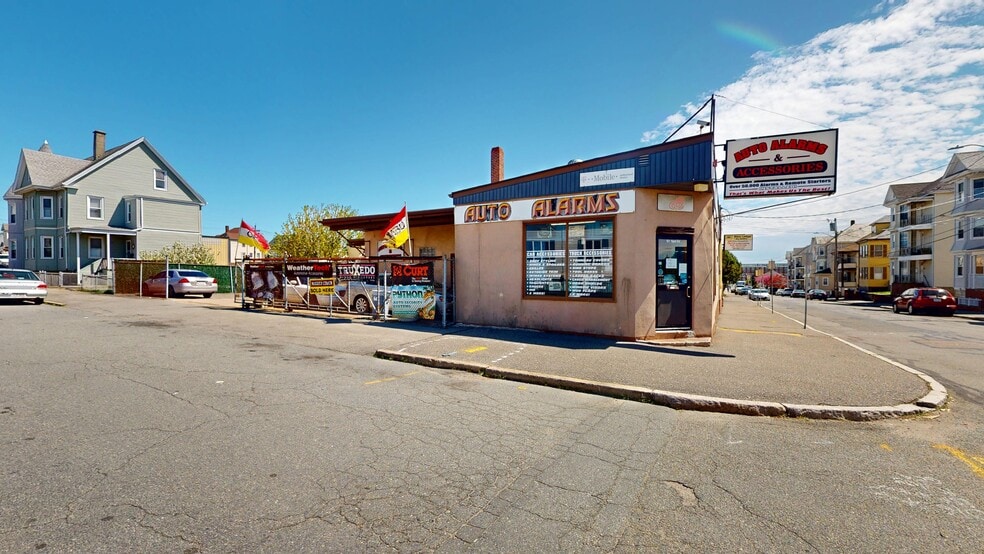 More Photos Of 101 Nash Rd, New Bedford Storefront For Sale