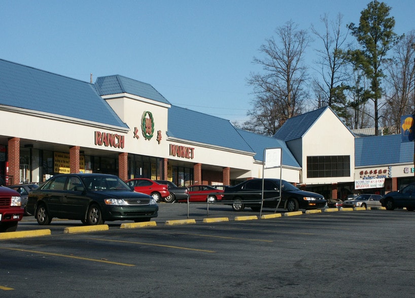 More Photos Of 5150 Buford Hwy NE, Doraville Storefront For Lease