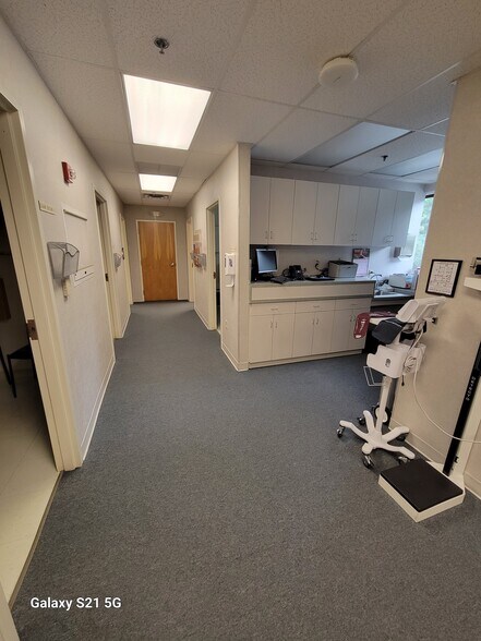 More Photos Of 8 Saddle Rd, Cedar Knolls Medical For Lease