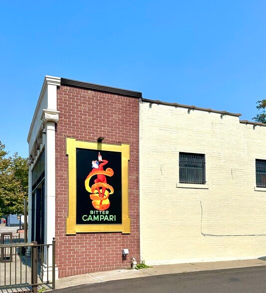 More Photos Of 149 Elmwood Ave, Buffalo Freestanding For Sale