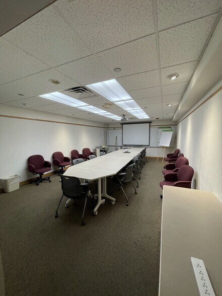 More Photos Of 100 Summit Ave, Hagerstown Office For Sale