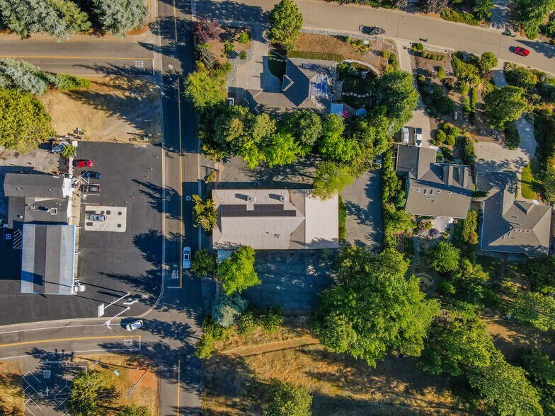 More Photos Of 3070 Camino Heights Dr, Camino Office For Lease