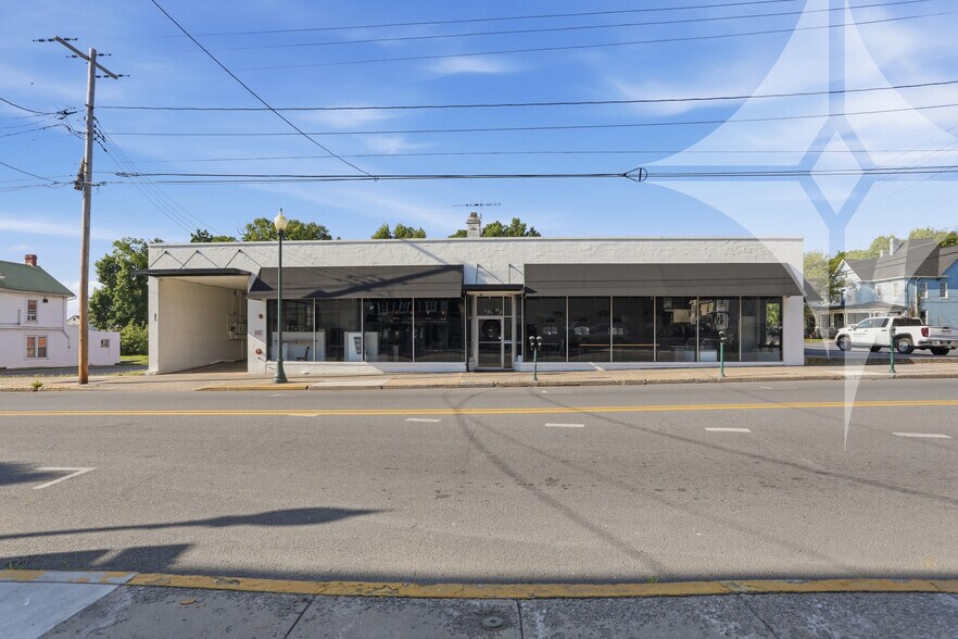 More Photos Of 419 W King St, Martinsburg Storefront For Sale