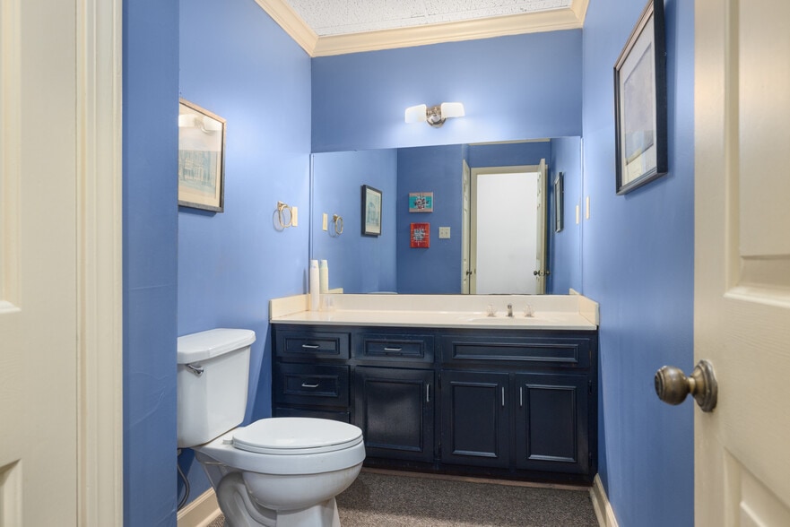 More Photos Of 107-109 W Pleasant Ave, Covington Loft Creative Space For Sale