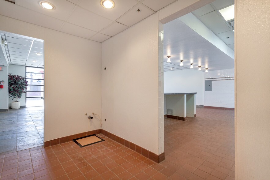 More Photos Of 2400 N Tenaya Way, Las Vegas Office For Lease