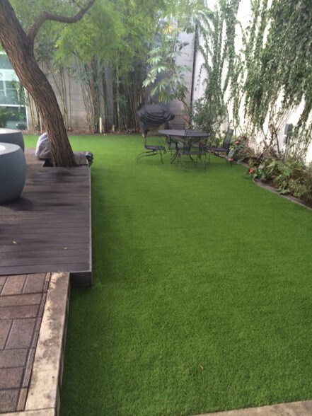 More Photos Of 4052-4058 Del Rey Ave, Marina del Rey Loft Creative Space For Lease