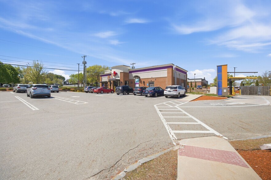 More Photos Of 300 Main St, Nashua Unknown For Lease