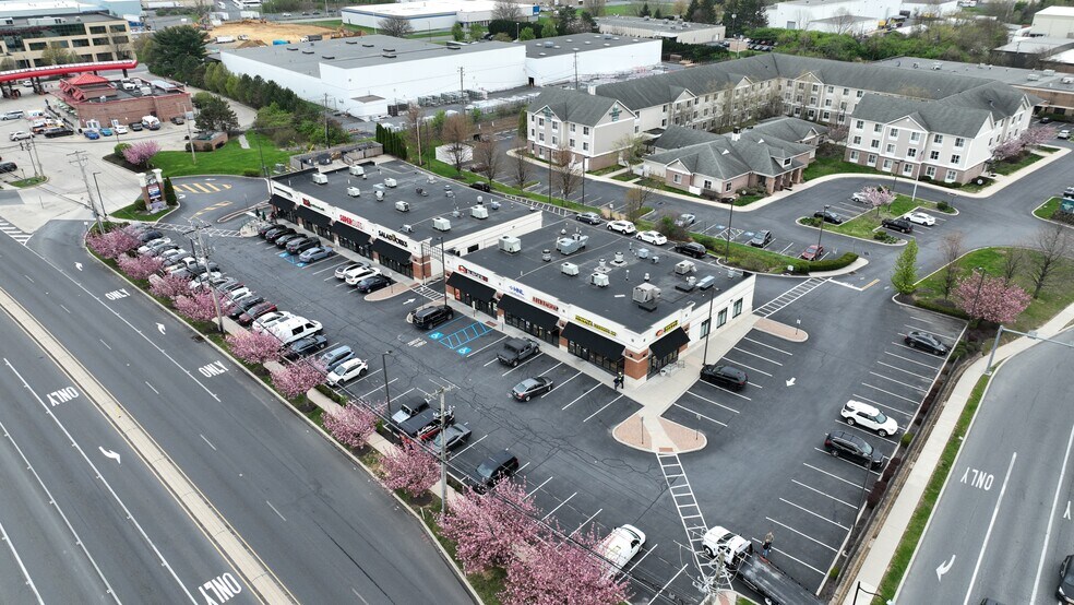 More Photos Of 3211 Schoenersville Rd, Bethlehem Freestanding For Lease