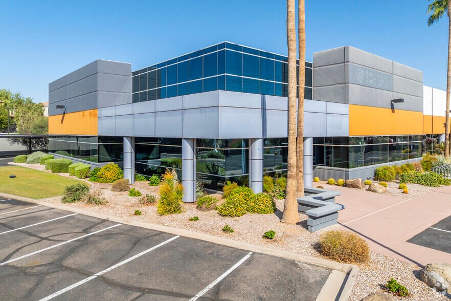 More Photos Of 7890 S Hardy Dr, Tempe Light Distribution For Lease