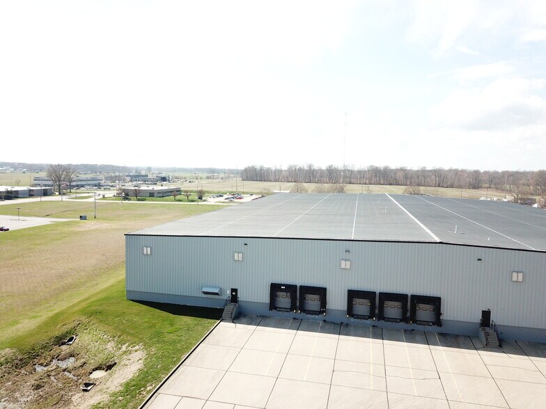 More Photos Of 1000 S Saint Charles St, Jasper Warehouse For Lease