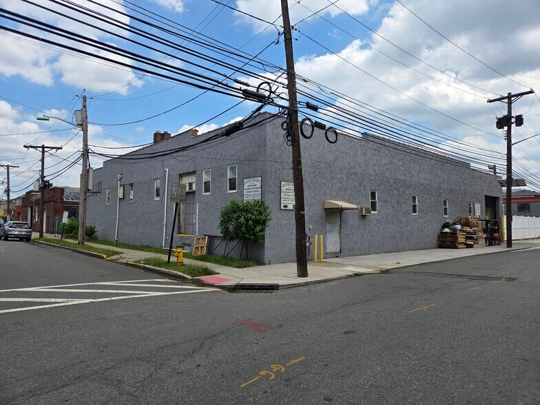 Primary Photo Of 300 1st St, Harrison Warehouse For Sale